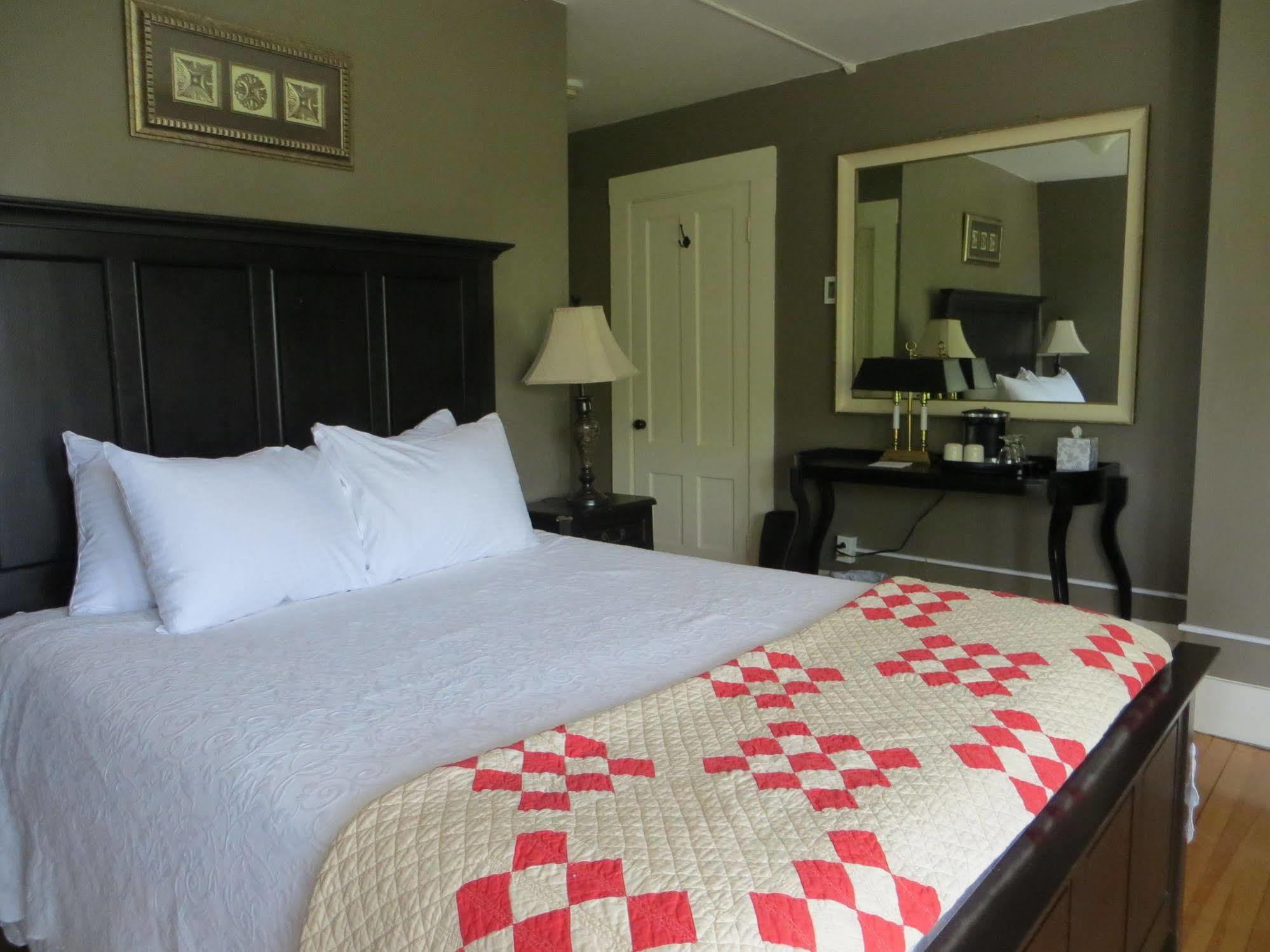 Sunset Hill House Hotel 4*